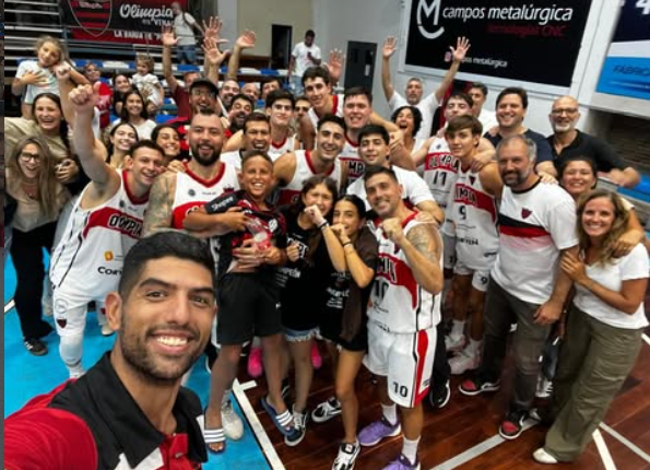 Celebración de Olimpia junto a su gente