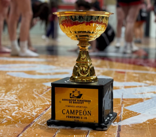Copa de campeón del torneo apertura femenino U15